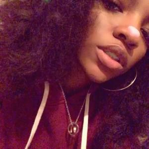 Meet your Posher, Tyrina